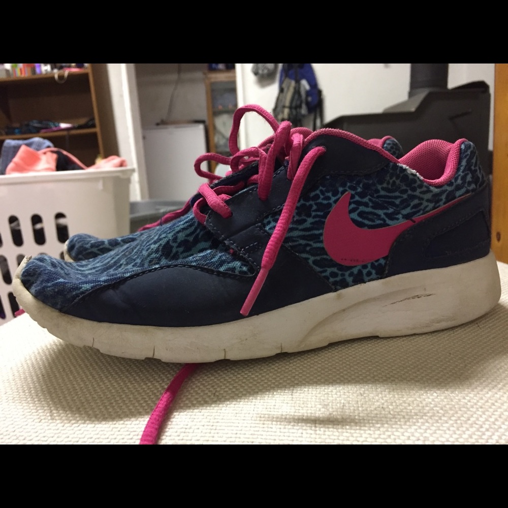 Nike Tennis/Athletic Shoes